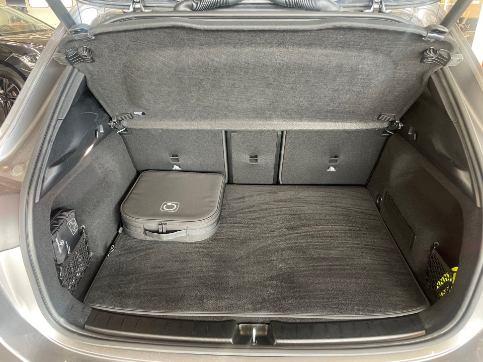 Mercedes EQA250+ AMG Premium 5d