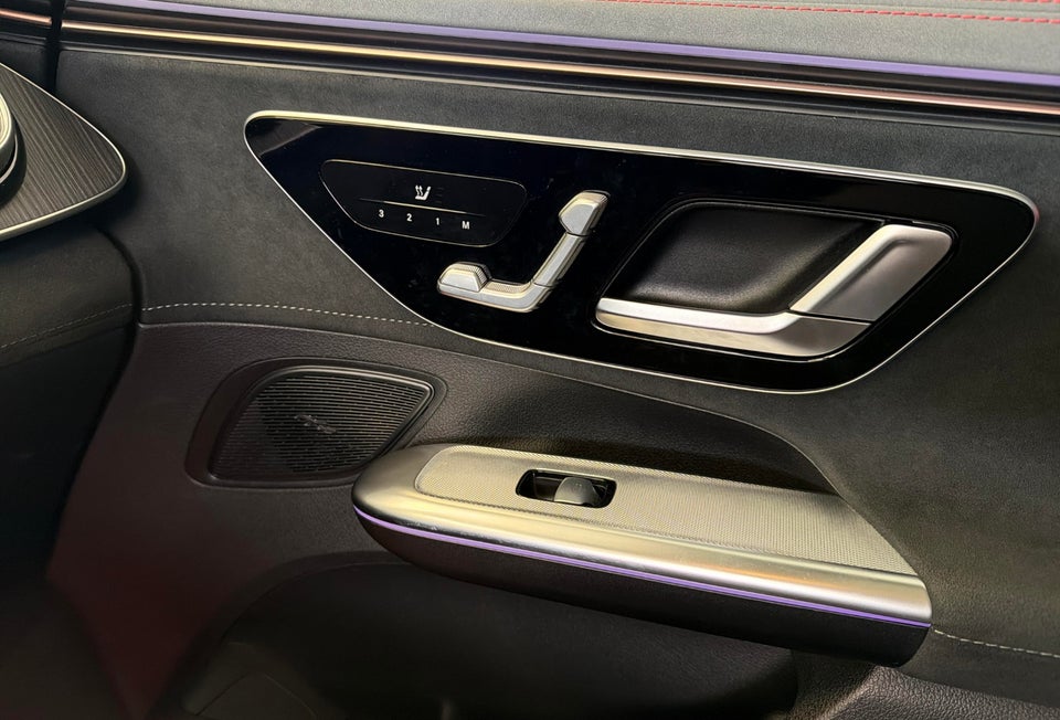 Mercedes EQE300 AMG Line 4d