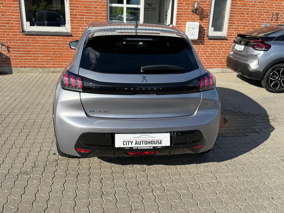 Peugeot e-208 50 Allure 5d