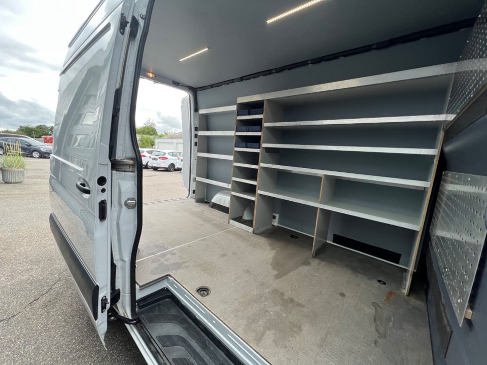 Mercedes Sprinter 317 2,0 CDi A2 Kassevogn aut. RWD