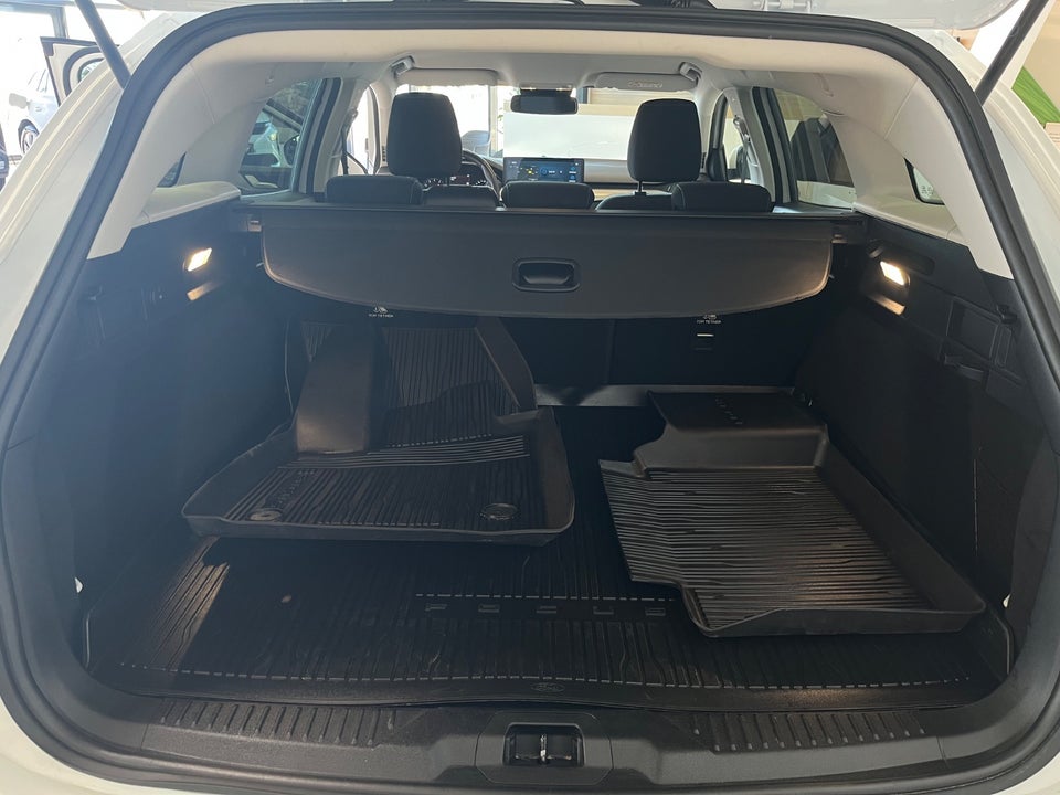 Ford Focus 1,0 EcoBoost mHEV Titanium stc. DCT 5d