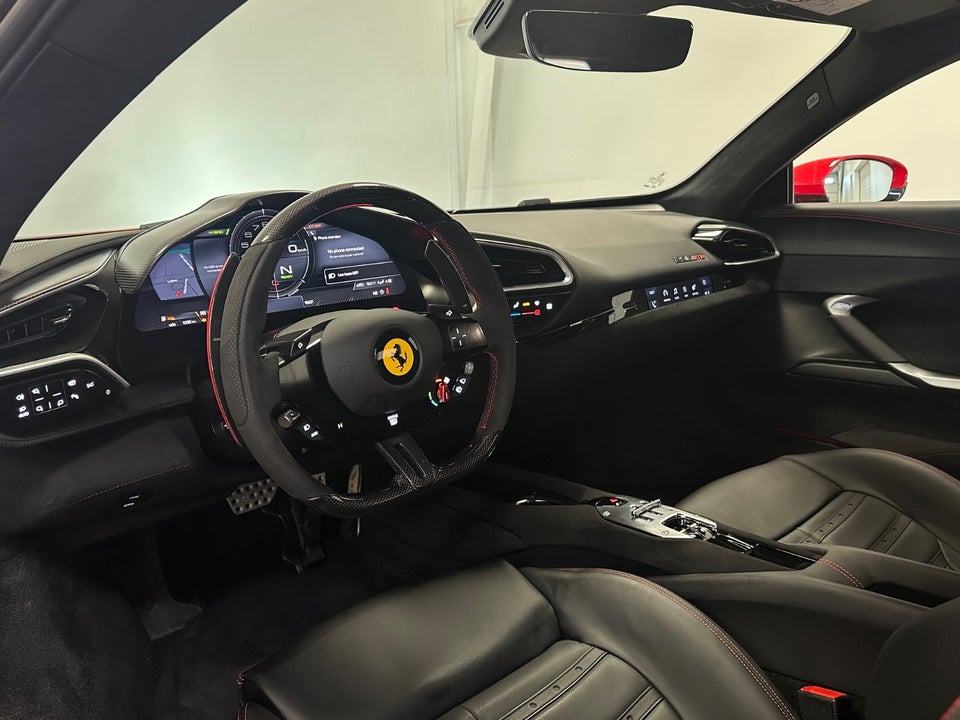 Ferrari 296 GTB 2,9 DCT 2d