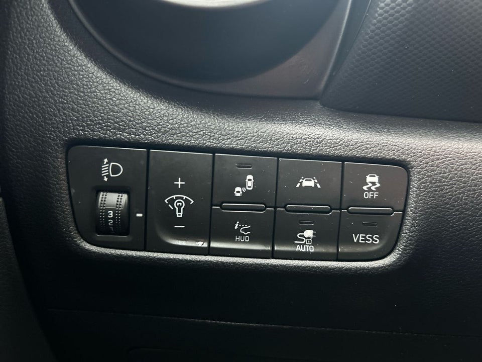 Hyundai Kona 64 EV Premium 5d