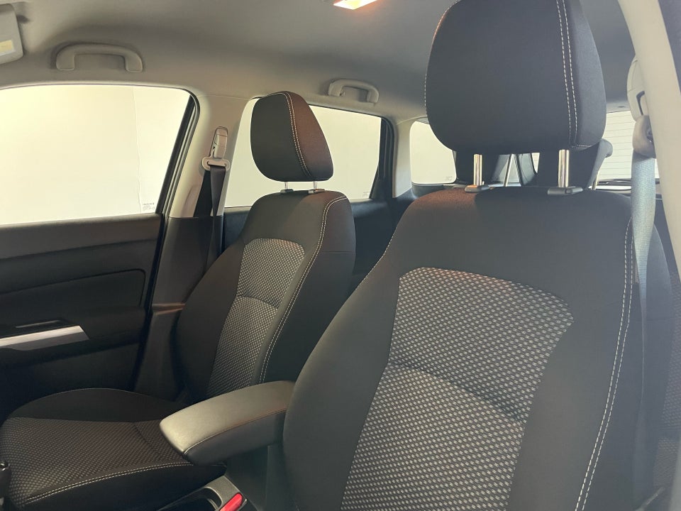 Suzuki Vitara 1,4 mHybrid Active 5d