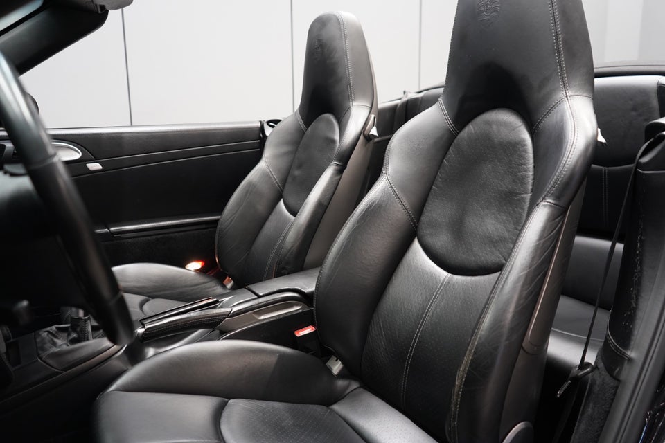 Porsche 911 Carrera 3,6 Cabriolet 2d