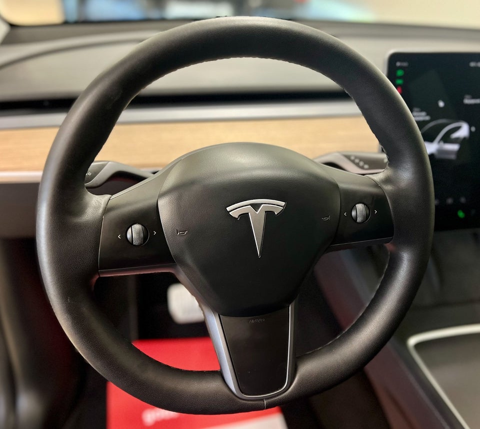 Tesla Model Y Performance AWD 5d