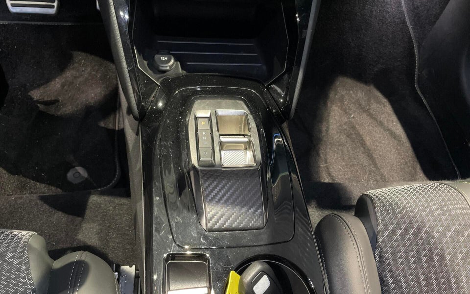 Peugeot e-208 50 GT 5d