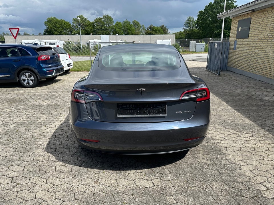 Tesla Model 3 Long Range AWD 4d