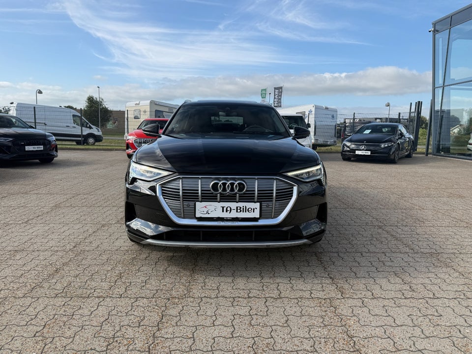 Audi e-tron 55 S-line quattro 5d