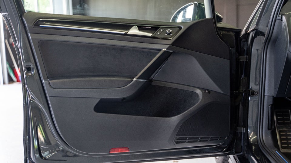 VW Golf VII 1,4 GTE Highline DSG 5d