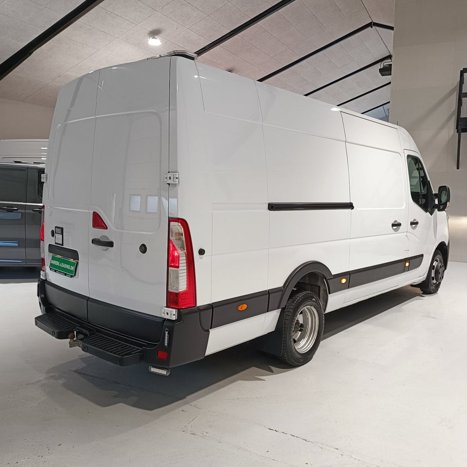 Renault Master IV T35 2,3 dCi 165 L3H2 Kassevogn RWD