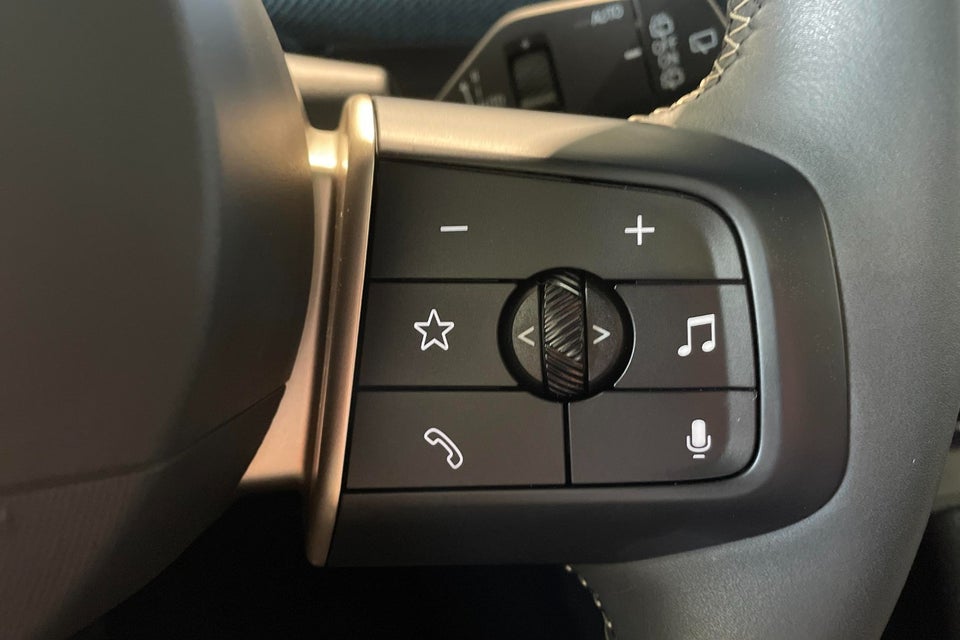 MINI Aceman E Favoured Trim M 5d