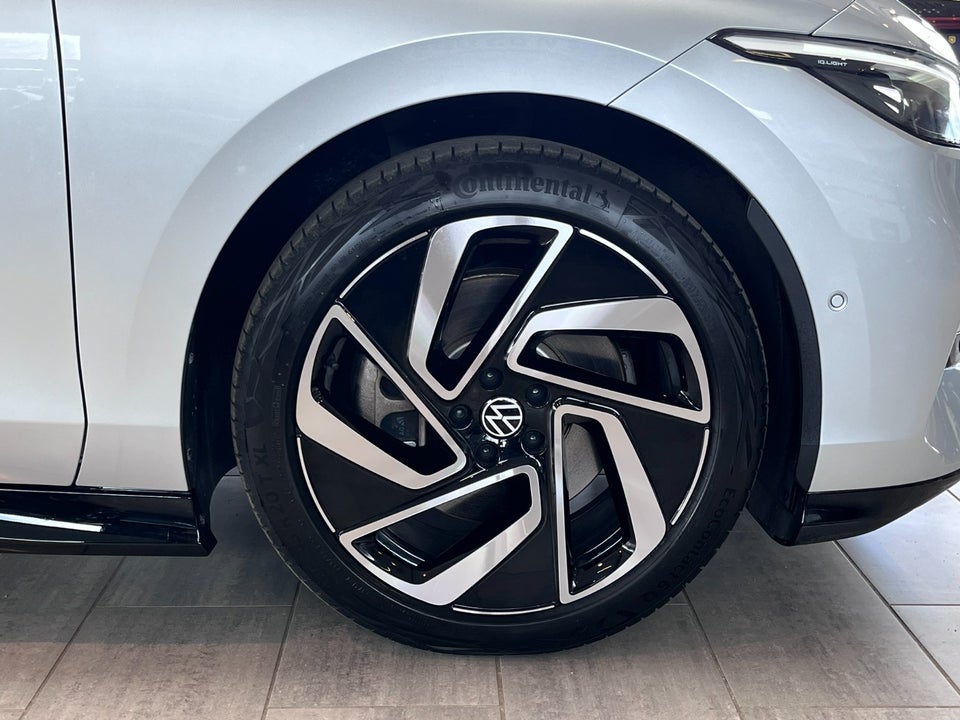 VW ID.7 86 Style S Tourer 5d