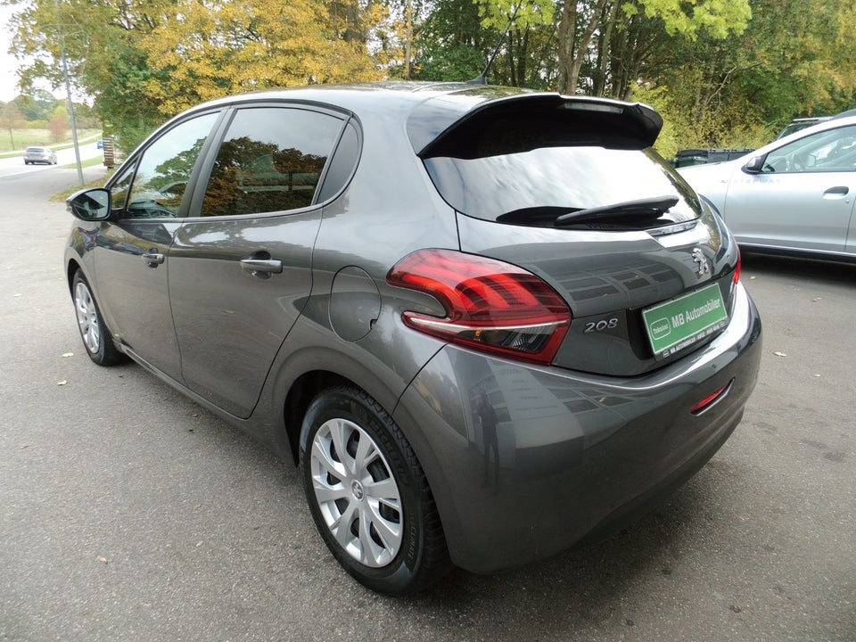 Peugeot 208 1,2 PureTech 82 Privé 5d