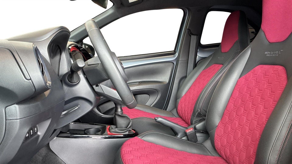 Toyota Aygo X 1,0 Undercover 5d