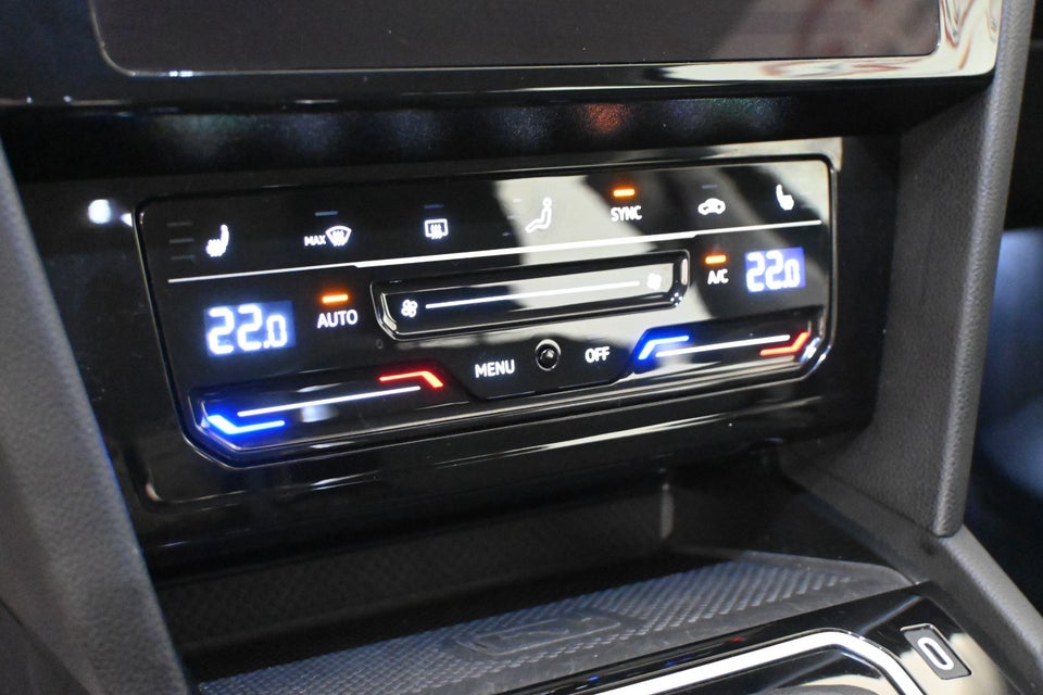 VW Passat 1,5 TSi 150 Elegance+ Pro Variant DSG 5d