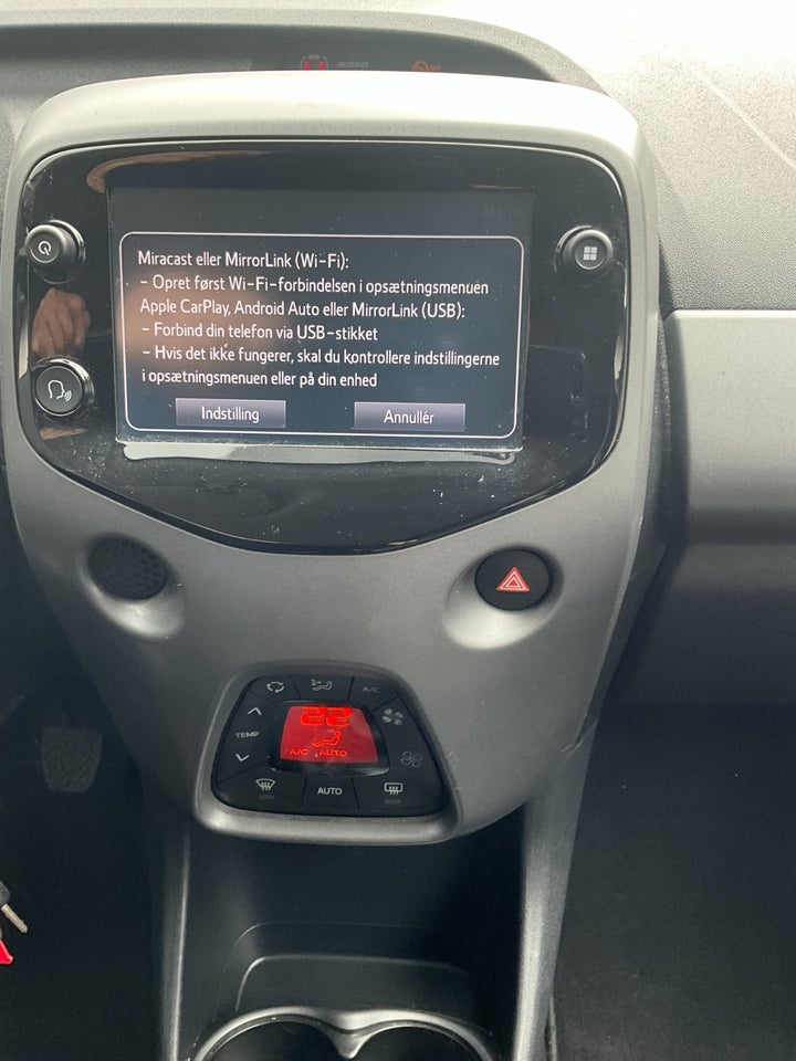 Toyota Aygo 1,0 VVT-i x-play 5d