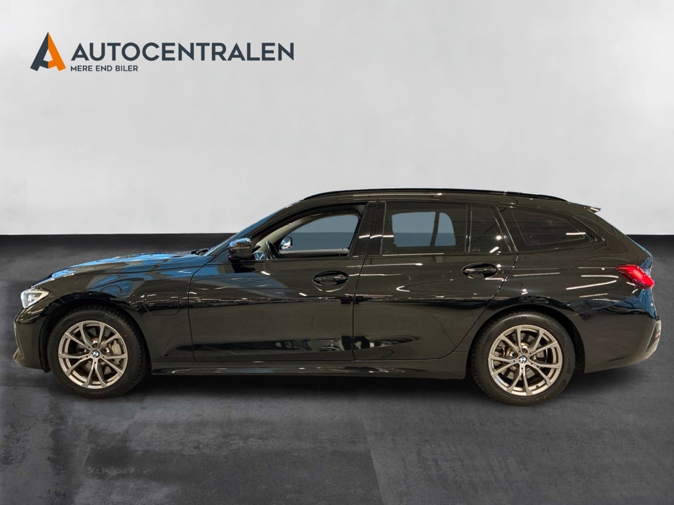 BMW 330e 2,0 Touring Sport Line aut. 5d