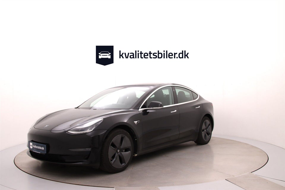 Tesla Model 3 Long Range AWD 4d