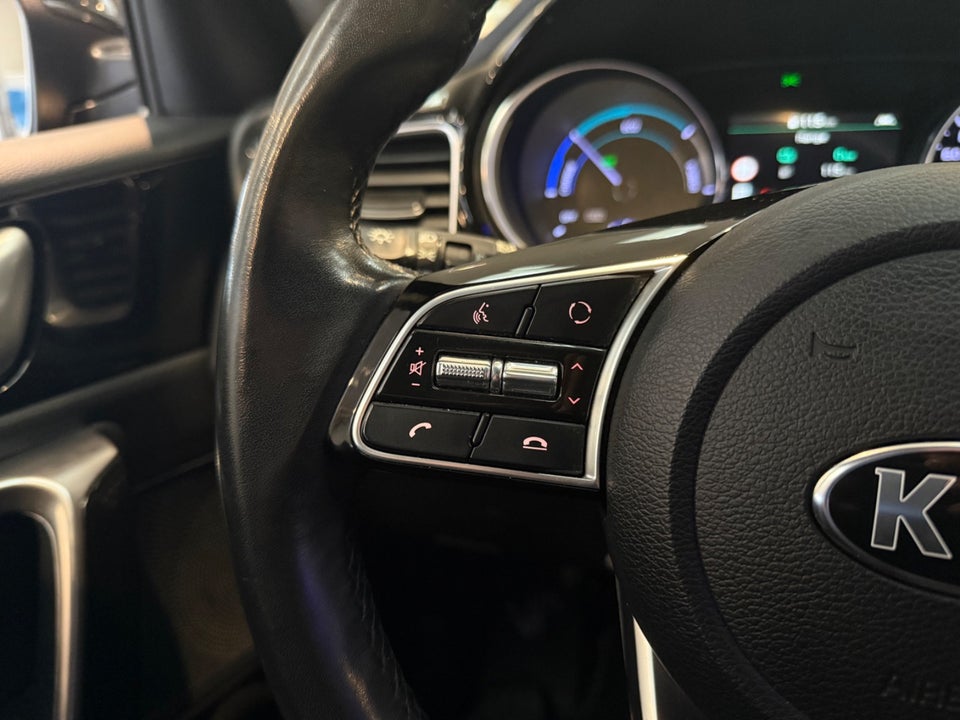 Kia Ceed 1,6 PHEV Prestige SW DCT 5d