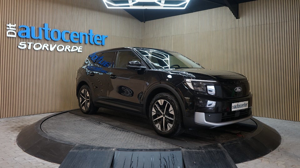Ford Explorer 79 Select Extended Range AWD 5d