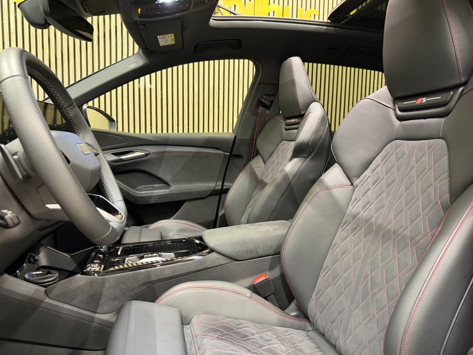 Audi Q6 e-tron Edition One S-line quattro 5d