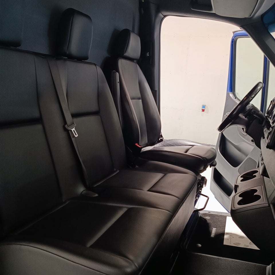 Mercedes Sprinter 319 2,0 CDi A3 Kassevogn aut. RWD