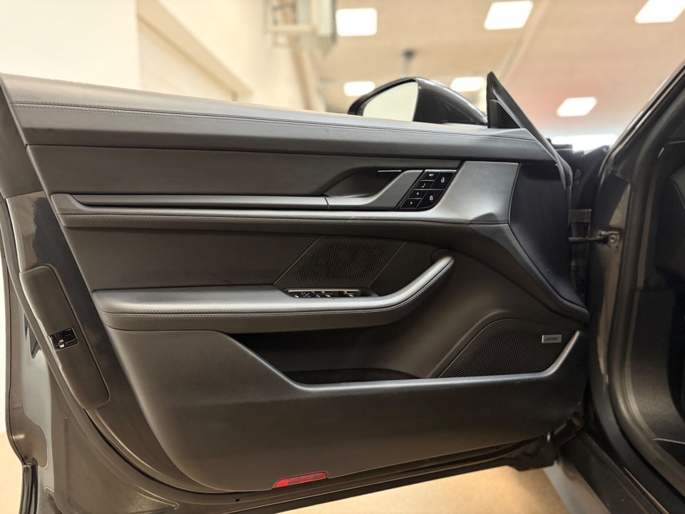 Porsche Taycan 4S Performance+ 4d