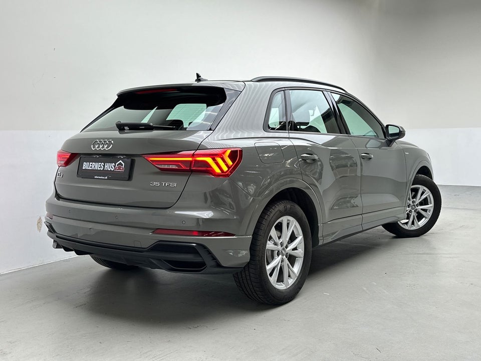 Audi Q3 35 TFSi S-line S-tr. 5d