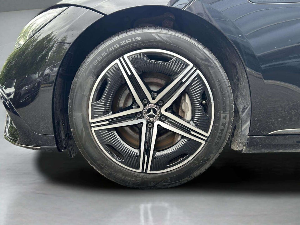Mercedes EQE350 AMG Line 4d
