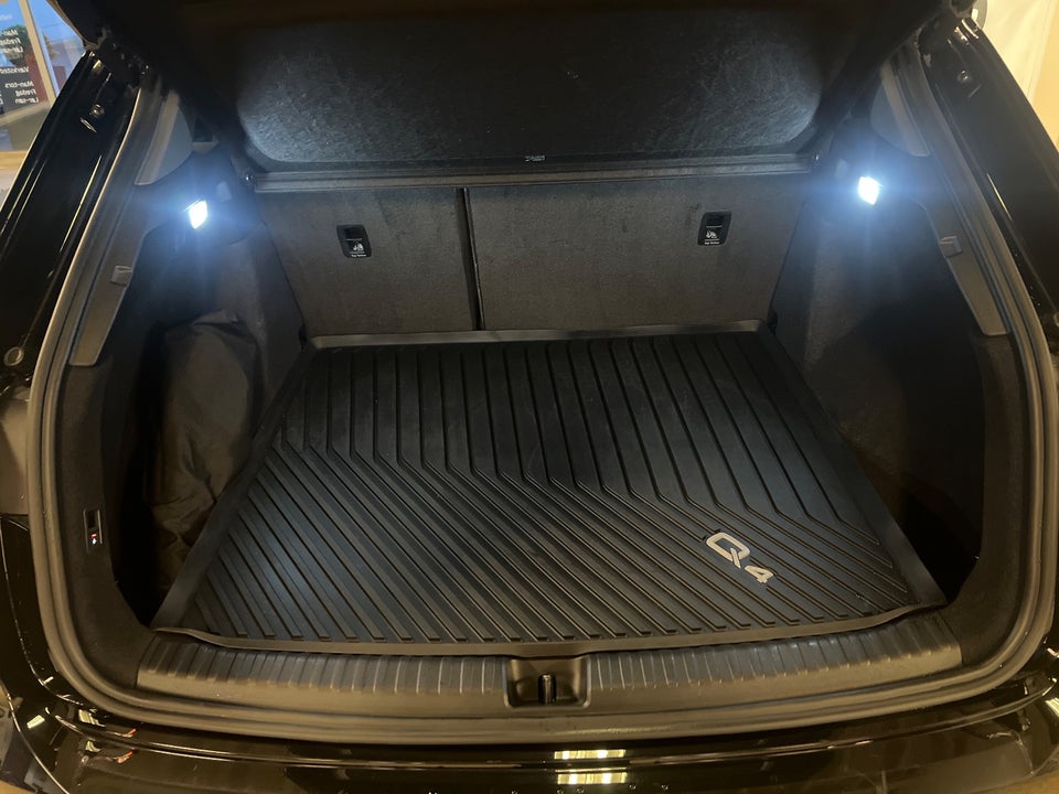 Audi Q4 e-tron 40  5d