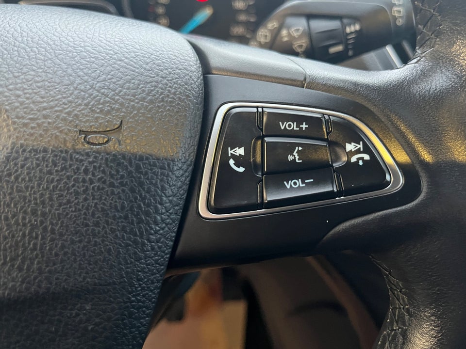 Ford C-MAX 1,0 SCTi 125 Titanium 5d