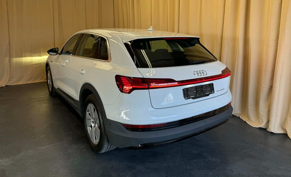Audi e-tron 50 quattro 5d