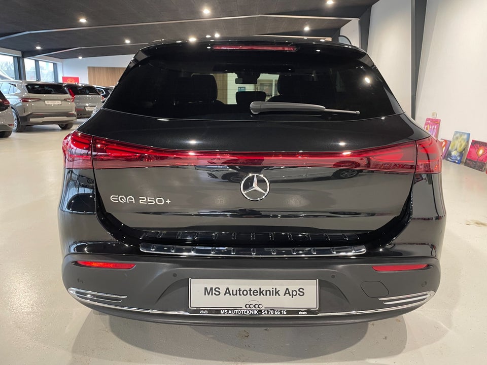 Mercedes EQA250+ Progressive Advance 5d
