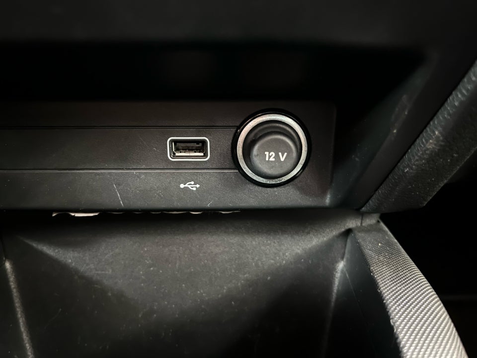 Skoda Fabia 1,0 MPi 75 Ambition Combi 5d
