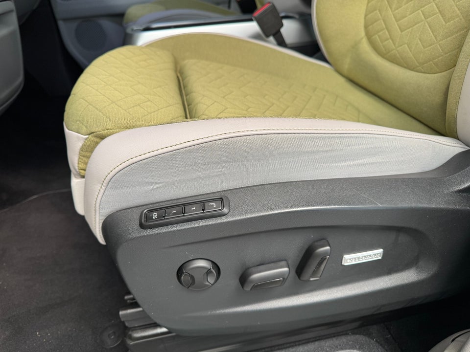 VW ID.Buzz 77 Style SWB 5d