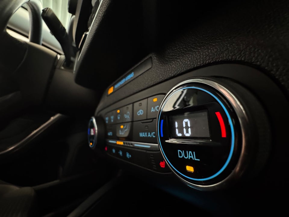 Ford Focus 1,0 EcoBoost Titanium 5d