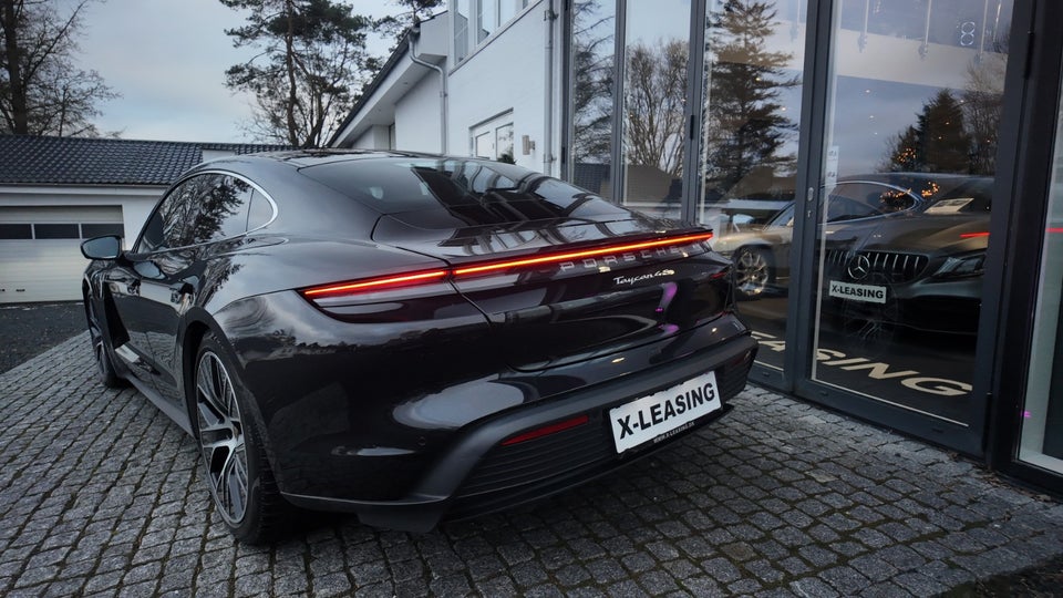 Porsche Taycan 4S Performance+ 4d