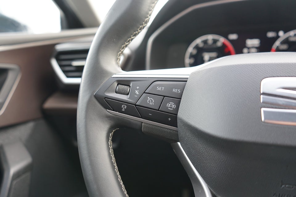 Seat Leon 1,5 eTSi 150 Xcellence Sportstourer DSG 5d