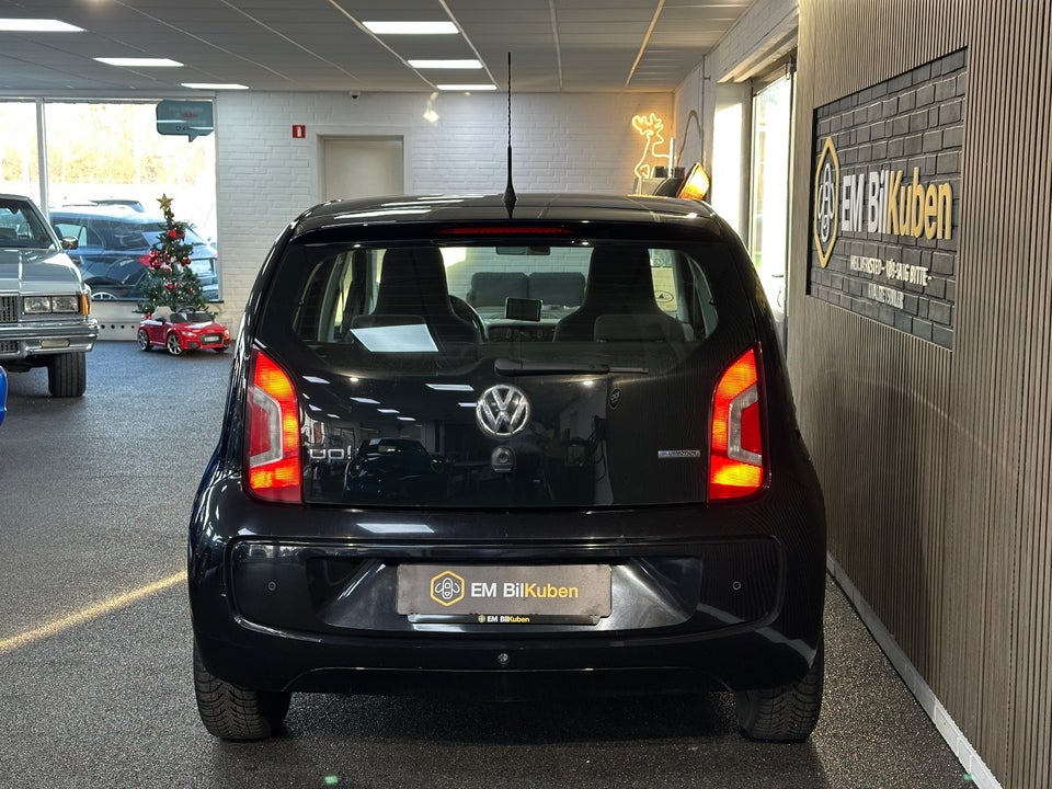 VW Up! 1,0 75 Black Up! 5d