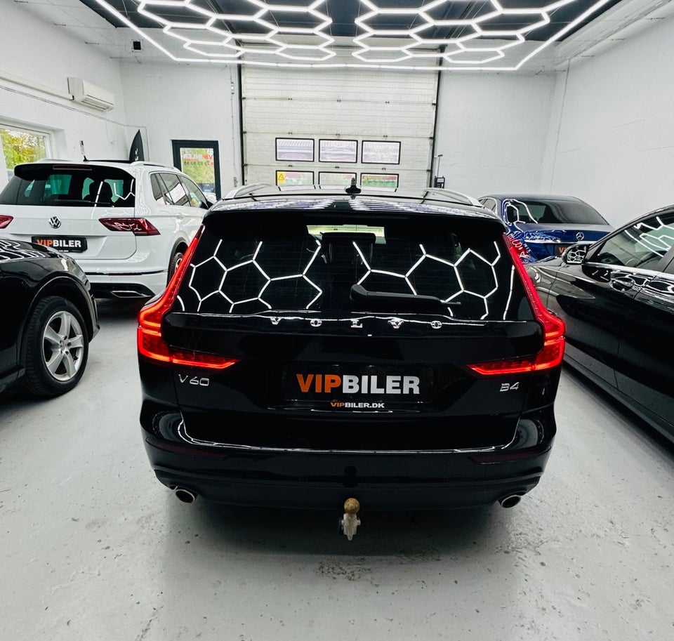 Volvo V60 2,0 B4 197 Momentum aut. 5d