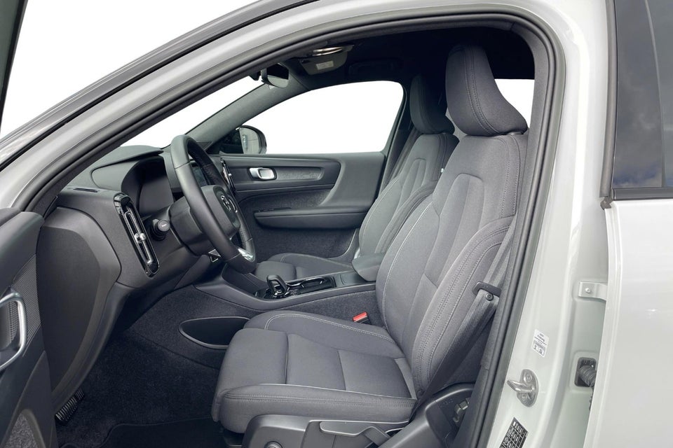 Volvo XC40 ReCharge Twin Plus 5d