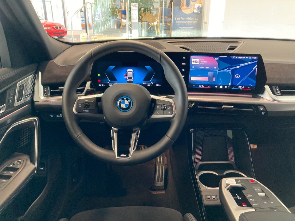 BMW iX2 xDrive30 M-Sport 5d