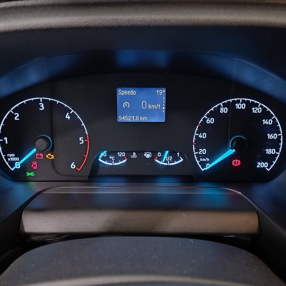 Ford Transit Custom 320 L2 2,0 TDCi 130 Trend