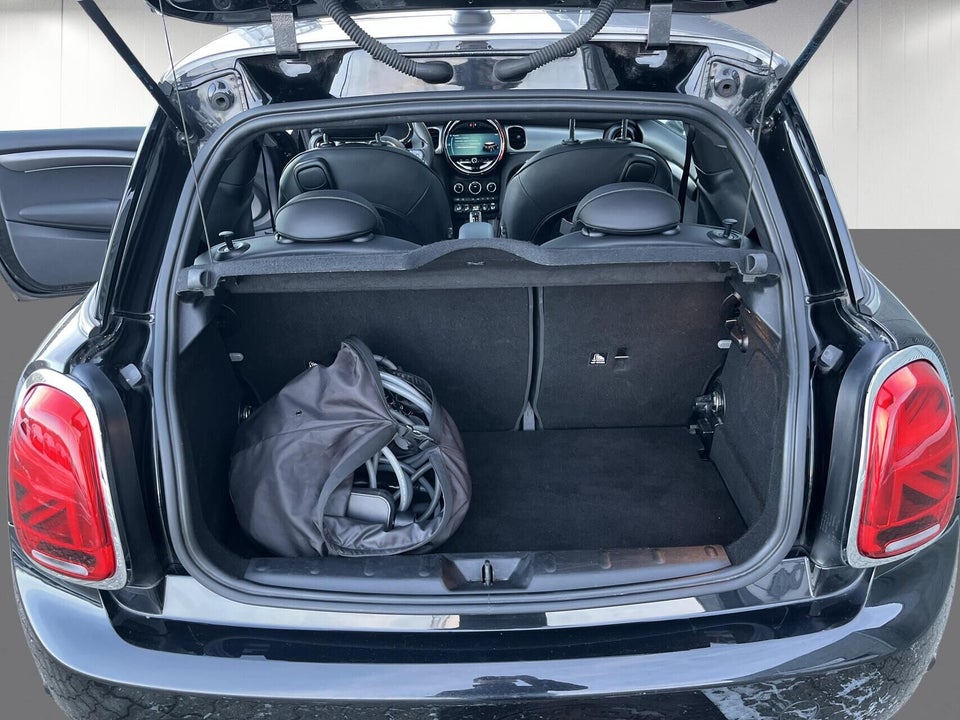 MINI Cooper SE Younique Trim 3d