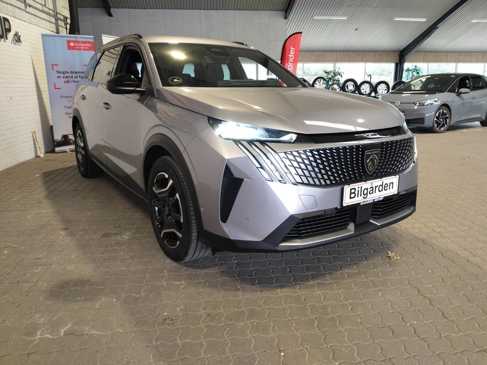 Peugeot e-5008 77 Allure 7prs 5d