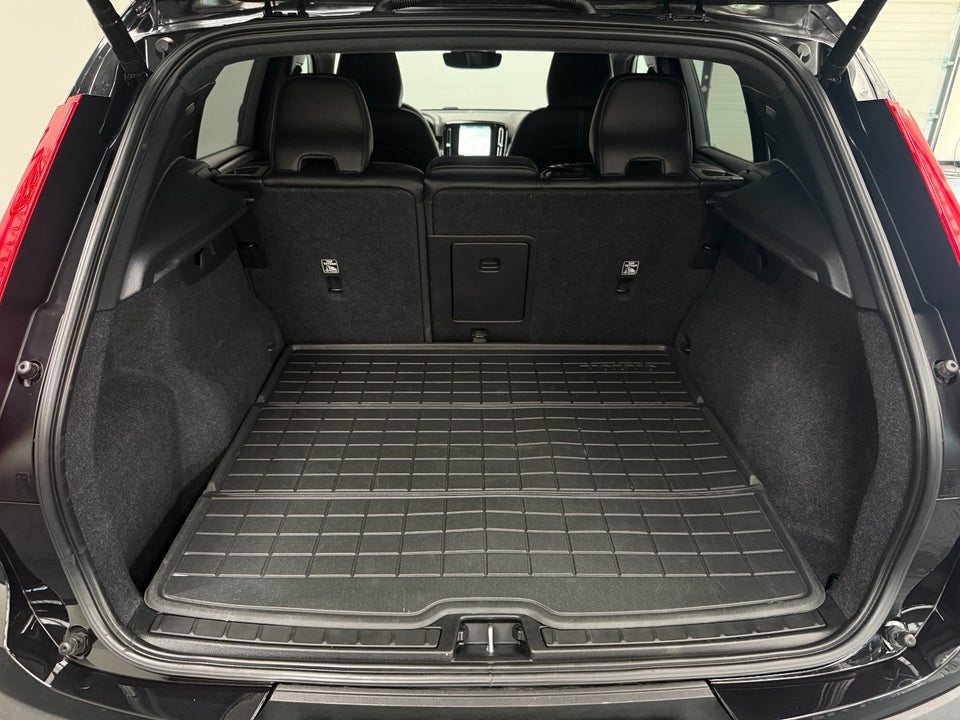 Volvo XC40 P8 ReCharge Twin Plus 5d
