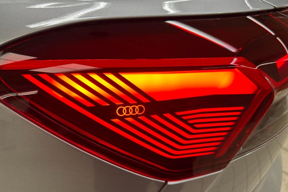 Audi Q4 e-tron 45 S-line Edition 5d