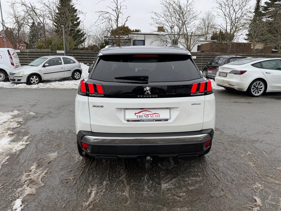 Peugeot 3008 1,6 Hybrid Allure Limited EAT8 5d