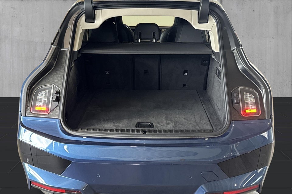 BMW iX xDrive40 5d